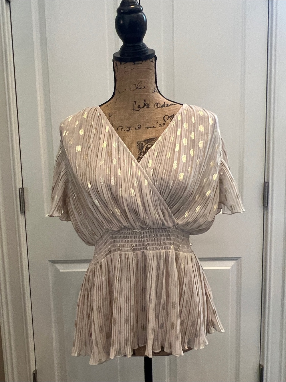 Tan Sz M Metallic‎ Gold Dot Smocked Waist Flutter Sleeve Top Fairy Ethereal Glam